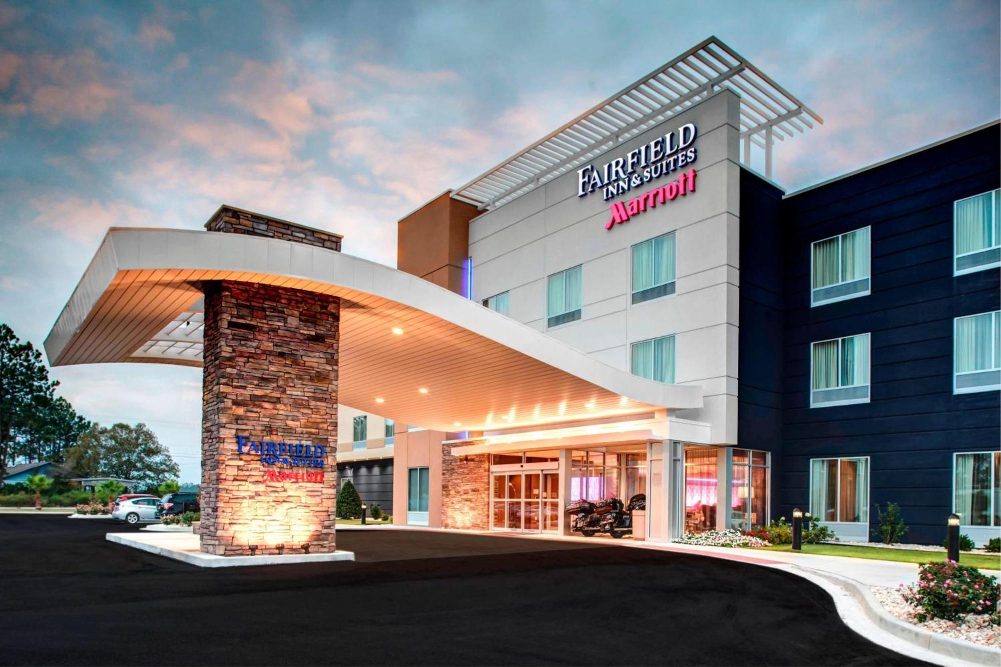 Fairfield Inn & Suites By Marriott Douglas Dış mekan fotoğraf